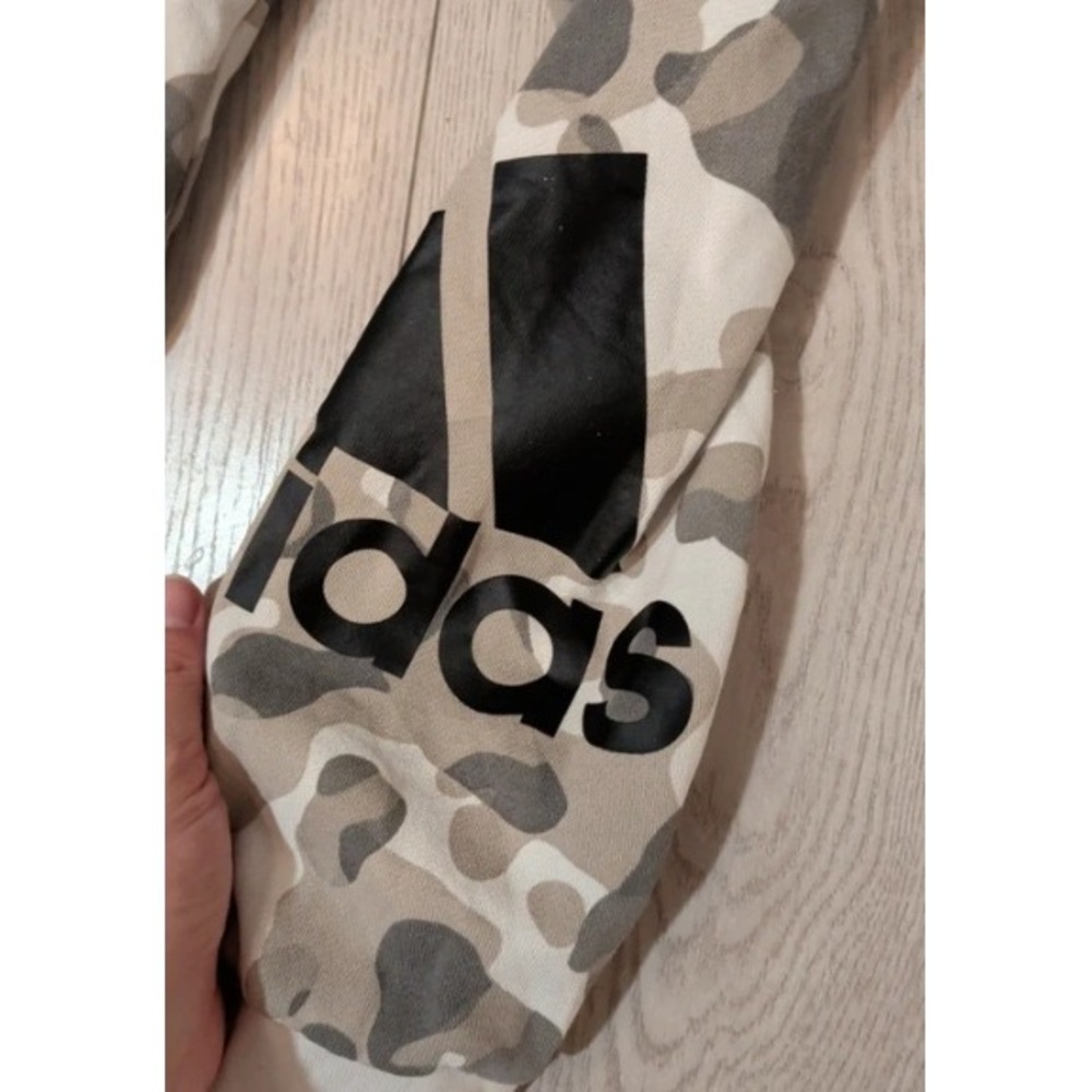 Adidas Camouflage Joggers Boys Size 8 Beige Camo Logo Sweatpants - Picture 2 of 6